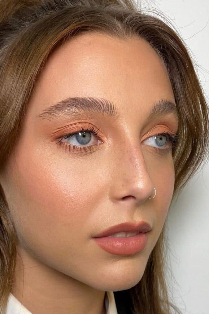 2025 Yazının Popüler Makyaj Trendleri