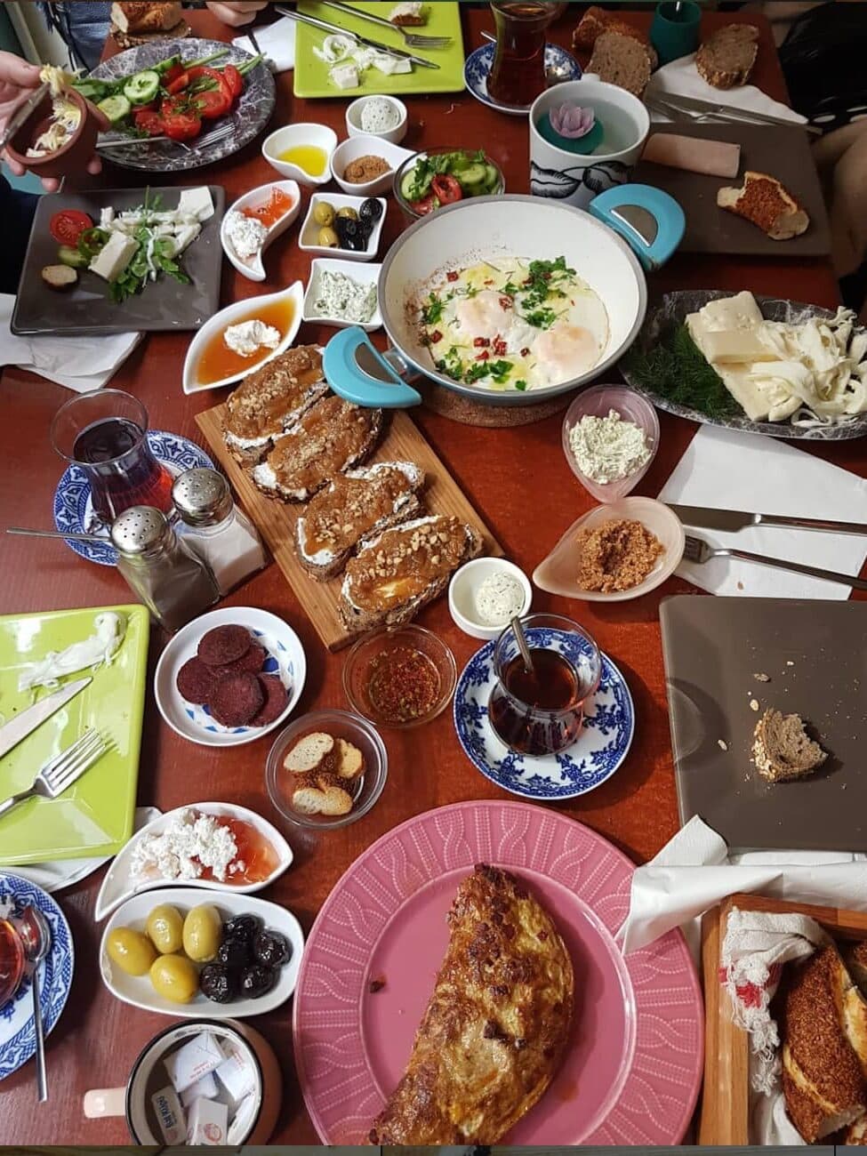 İstanbul’un Havalı Mahallesi: Yeldeğirmeni