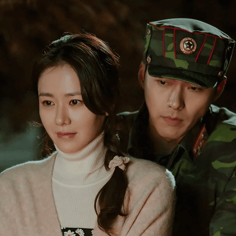 K-Drama Başrollerine Aşık Olmamızın 7 Mantıklı Nedeni K-Drama Başrollerine Aşık Olmamızın 7 Mantıklı Nedeni