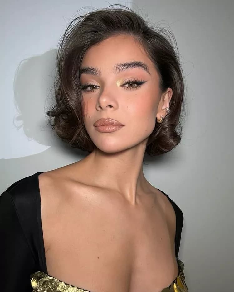 2025 Yazının Popüler Makyaj Trendleri 2025 Yazının Popüler Makyaj Trendleri