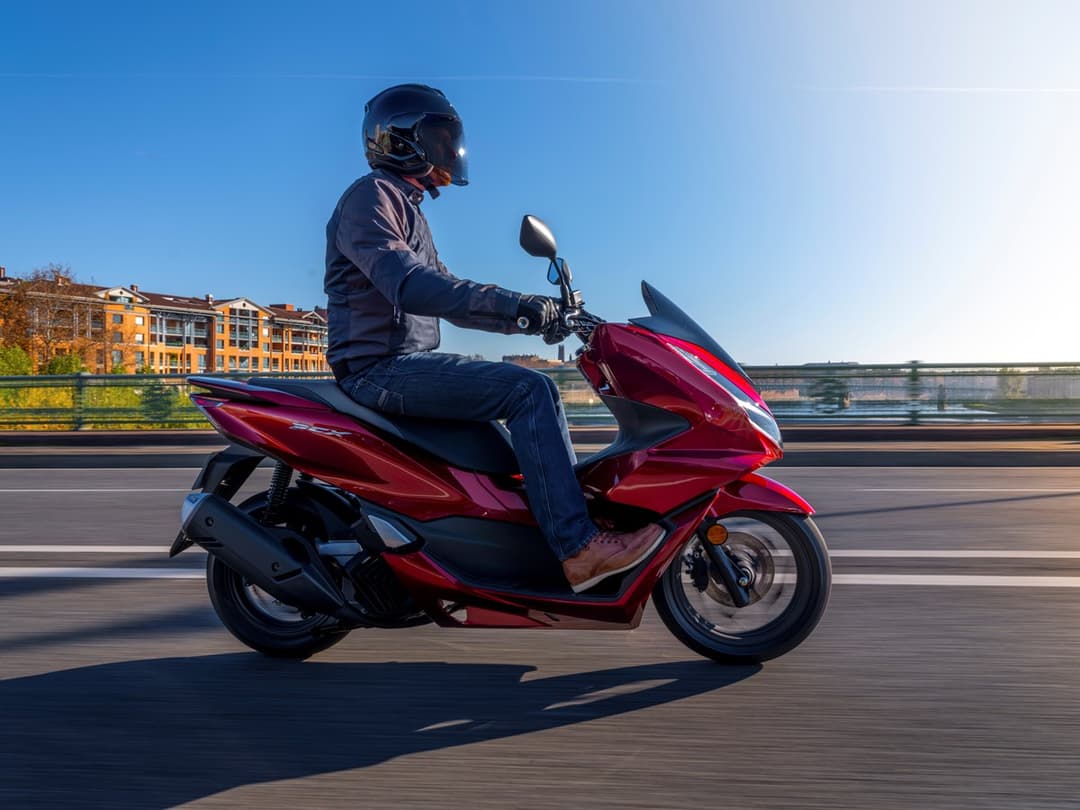Scooter Motosikletler Hakkında Bilmeniz Gerekenler Scooter Motosikletler Hakkında Bilmeniz Gerekenler