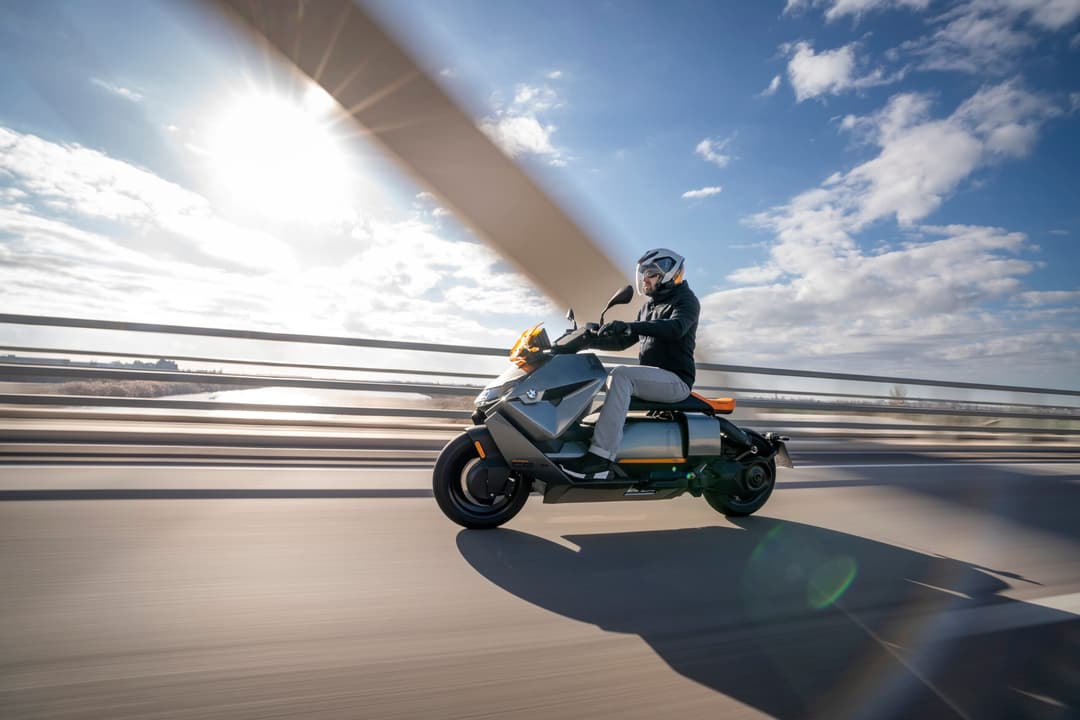 Scooter Motosikletler Hakkında Bilmeniz Gerekenler Scooter Motosikletler Hakkında Bilmeniz Gerekenler