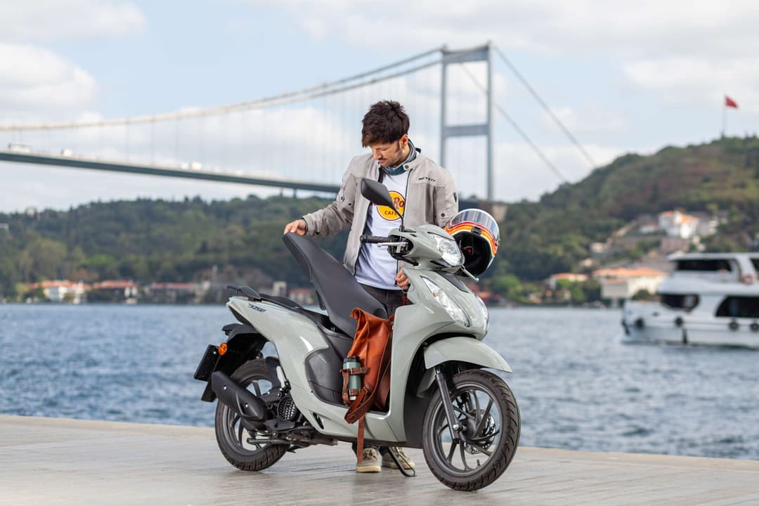 Scooter Motosikletler Hakkında Bilmeniz Gerekenler Scooter Motosikletler Hakkında Bilmeniz Gerekenler