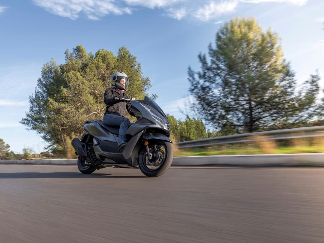 Scooter Motosikletler Hakkında Bilmeniz Gerekenler Scooter Motosikletler Hakkında Bilmeniz Gerekenler