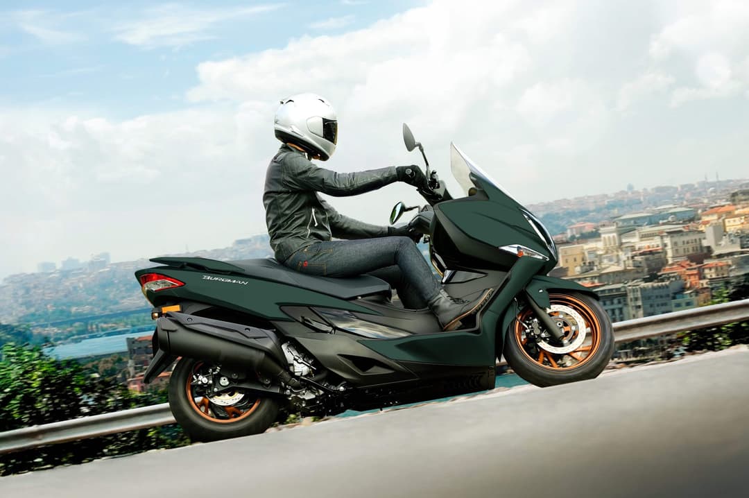 Scooter Motosikletler Hakkında Bilmeniz Gerekenler Scooter Motosikletler Hakkında Bilmeniz Gerekenler