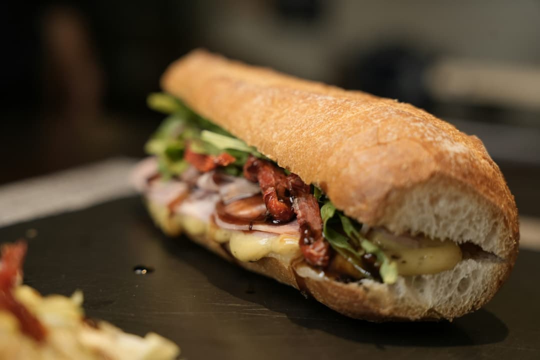 Hem Leziz, Hem Pratik: Şefleri Kıskandıran 7 Sandviç Tarifi Hem Leziz, Hem Pratik: Şefleri Kıskandıran 7 Sandviç Tarifi