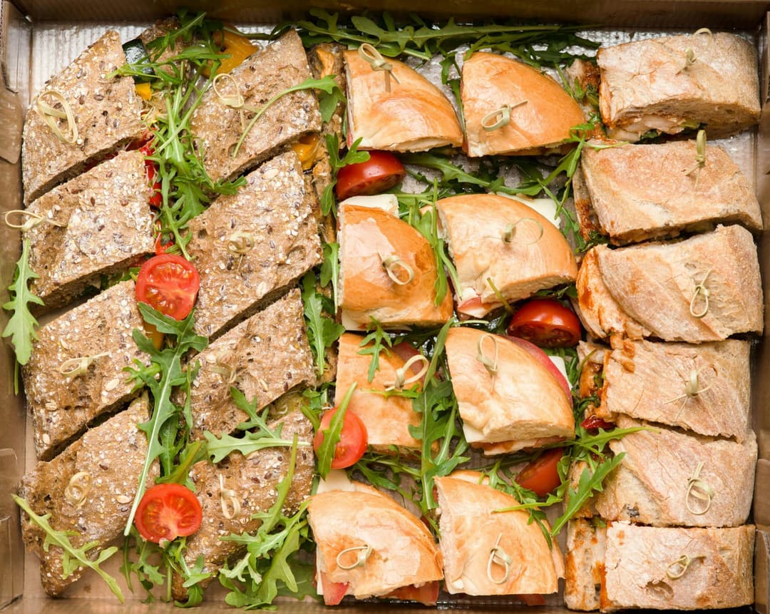 Hem Leziz, Hem Pratik: Şefleri Kıskandıran 7 Sandviç Tarifi Hem Leziz, Hem Pratik: Şefleri Kıskandıran 7 Sandviç Tarifi