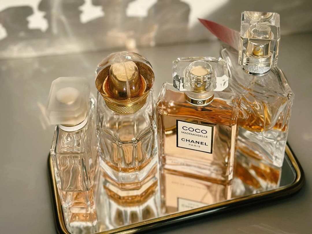 Parfüm Kalıcılığını Artırmanın 7 Yolu Parfüm Kalıcılığını Artırmanın 7 Yolu