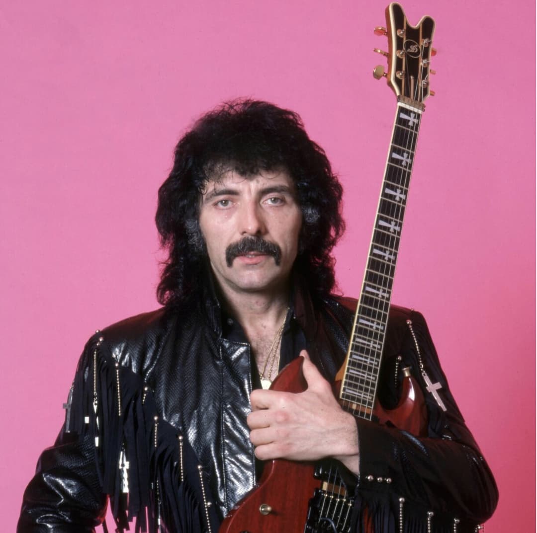 Müzik Tarihinin En "Tuhaf Ama Gerçek" Hikâyeleri Müzik Tarihinin En "Tuhaf Ama Gerçek" Hikâyeleri