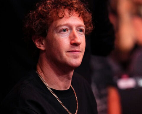 Mark Zuckerberg: 2026’ya Kadar Meta Kodlarının Yarısını Yapay Zeka Yazacak